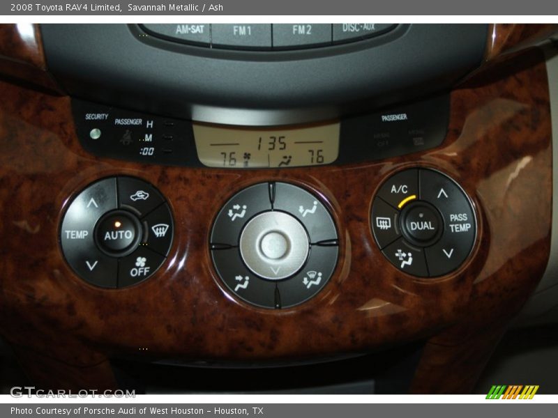 Controls of 2008 RAV4 Limited