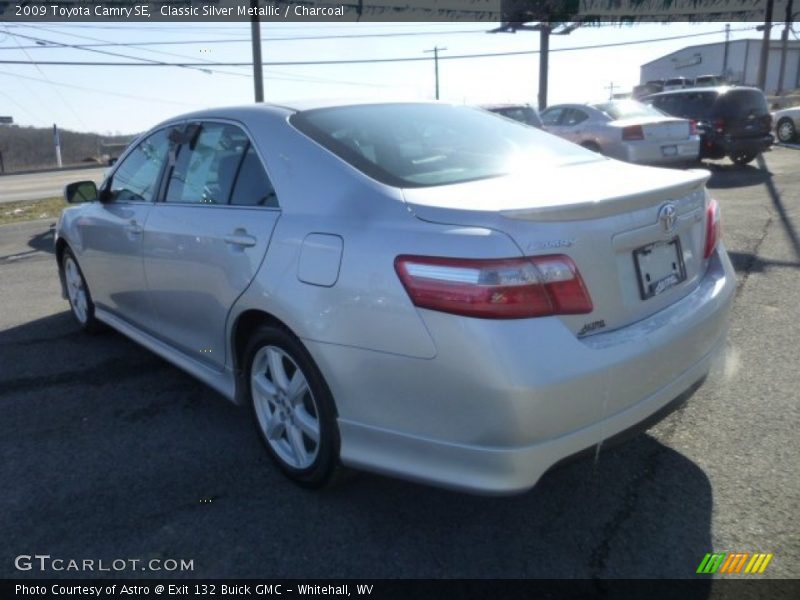 Classic Silver Metallic / Charcoal 2009 Toyota Camry SE