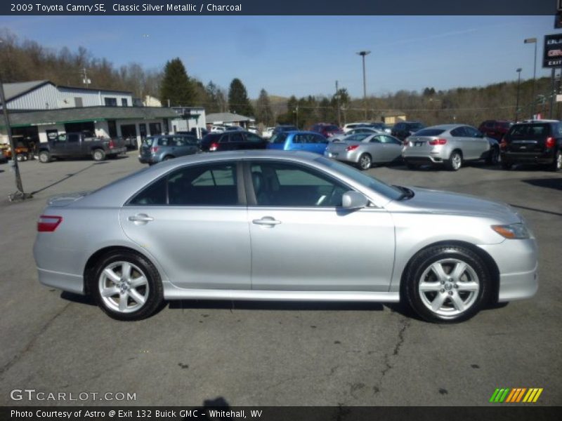 Classic Silver Metallic / Charcoal 2009 Toyota Camry SE