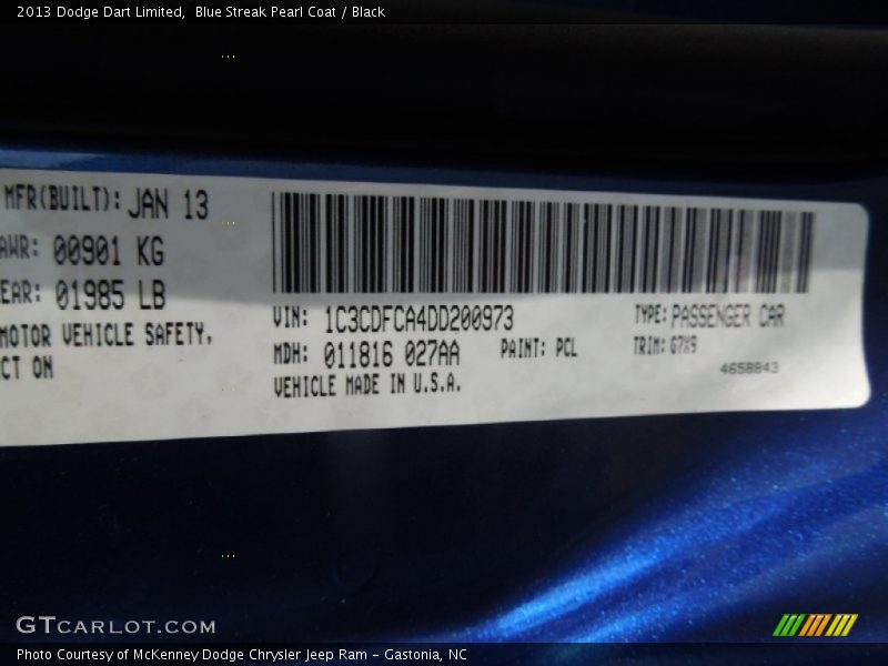 Blue Streak Pearl Coat / Black 2013 Dodge Dart Limited