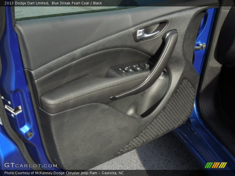 Blue Streak Pearl Coat / Black 2013 Dodge Dart Limited