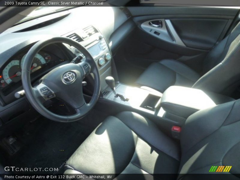 Classic Silver Metallic / Charcoal 2009 Toyota Camry SE