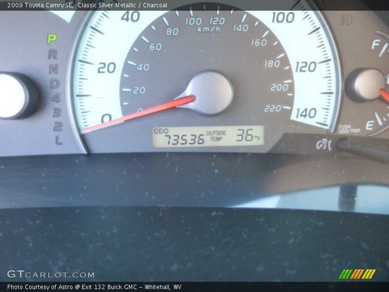 Classic Silver Metallic / Charcoal 2009 Toyota Camry SE