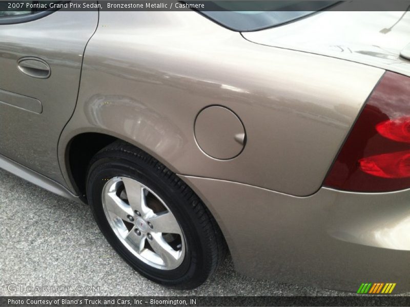 Bronzestone Metallic / Cashmere 2007 Pontiac Grand Prix Sedan