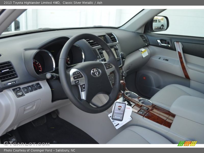 Ash Interior - 2013 Highlander Limited 4WD 