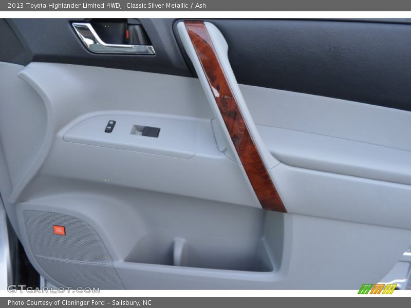 Classic Silver Metallic / Ash 2013 Toyota Highlander Limited 4WD