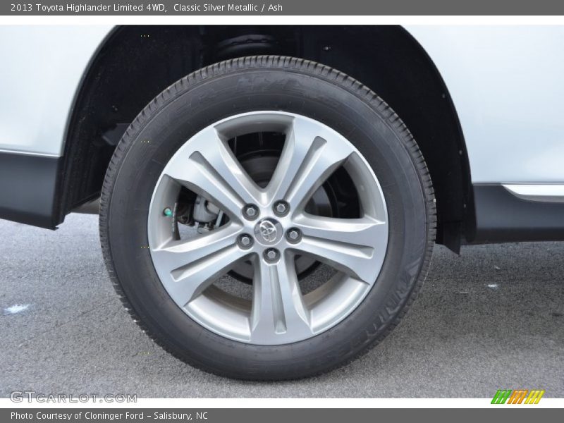 Classic Silver Metallic / Ash 2013 Toyota Highlander Limited 4WD