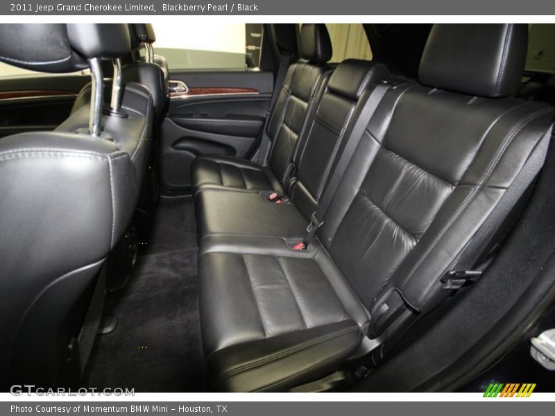 Rear Seat of 2011 Grand Cherokee Limited