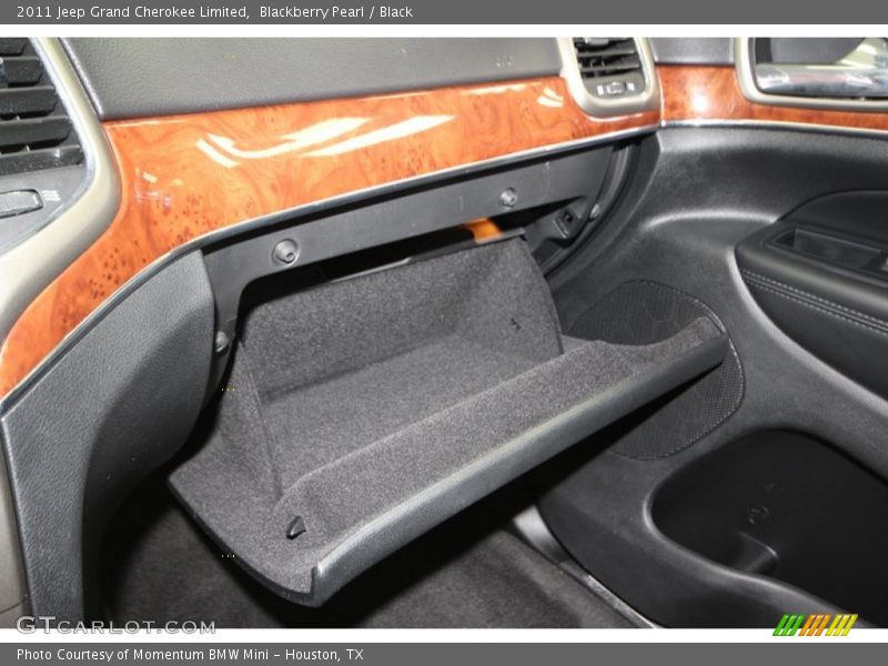 Blackberry Pearl / Black 2011 Jeep Grand Cherokee Limited