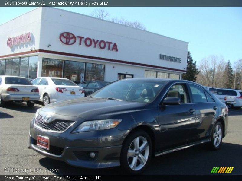 Magnetic Gray Metallic / Ash Gray 2010 Toyota Camry SE