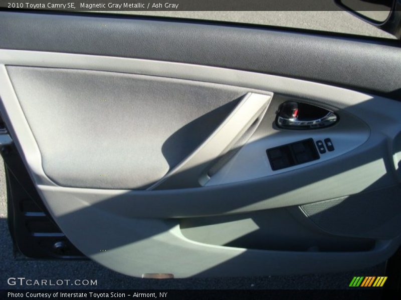 Magnetic Gray Metallic / Ash Gray 2010 Toyota Camry SE