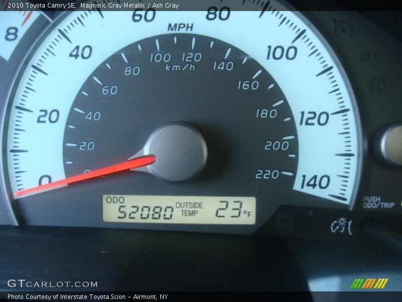 Magnetic Gray Metallic / Ash Gray 2010 Toyota Camry SE