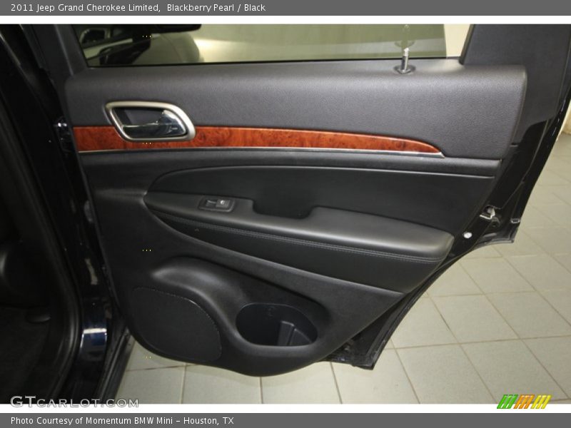 Door Panel of 2011 Grand Cherokee Limited