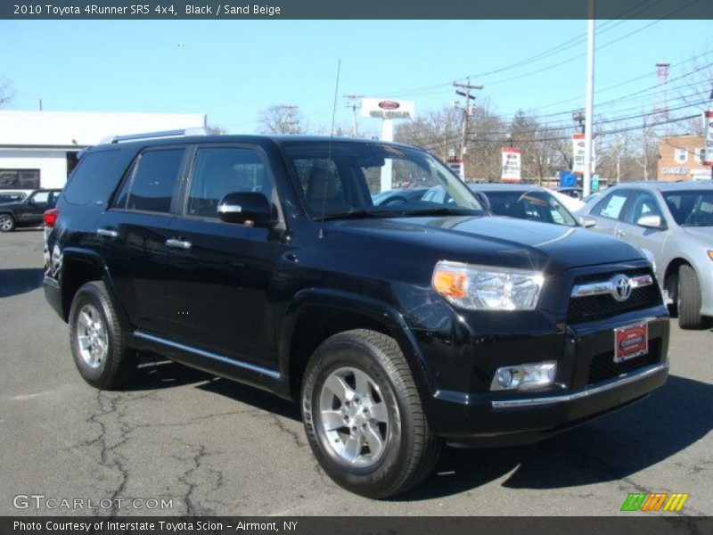 Front 3/4 View of 2010 4Runner SR5 4x4