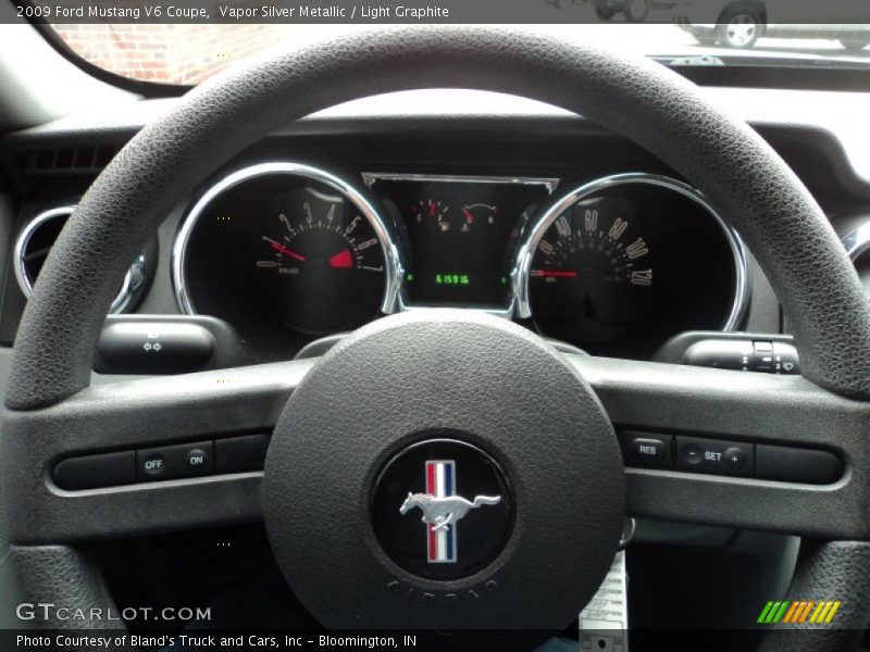 Vapor Silver Metallic / Light Graphite 2009 Ford Mustang V6 Coupe