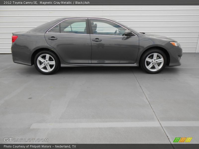 Magnetic Gray Metallic / Black/Ash 2012 Toyota Camry SE