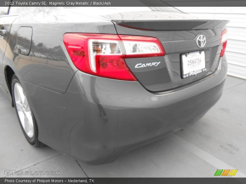 Magnetic Gray Metallic / Black/Ash 2012 Toyota Camry SE