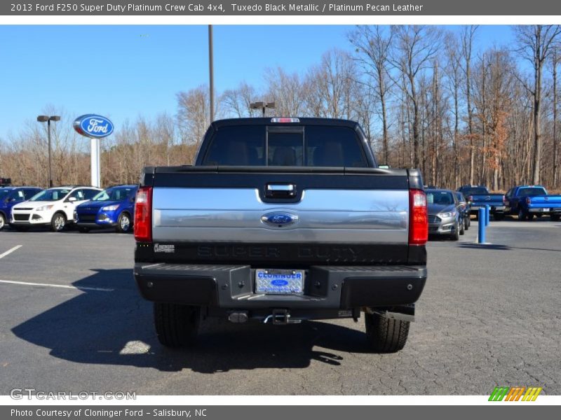 Tuxedo Black Metallic / Platinum Pecan Leather 2013 Ford F250 Super Duty Platinum Crew Cab 4x4