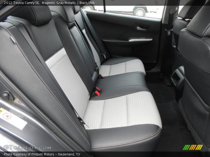 Magnetic Gray Metallic / Black/Ash 2012 Toyota Camry SE
