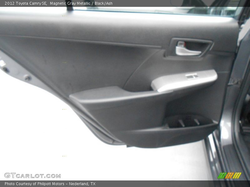 Magnetic Gray Metallic / Black/Ash 2012 Toyota Camry SE