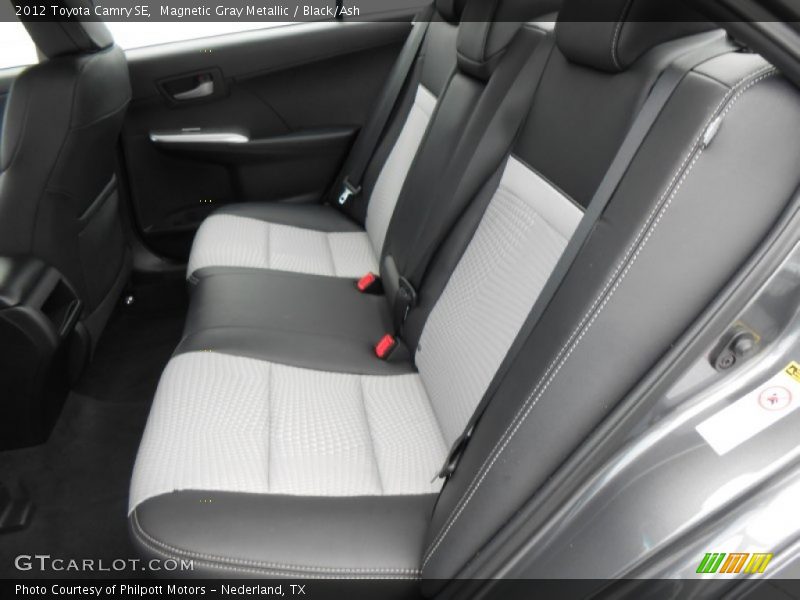 Magnetic Gray Metallic / Black/Ash 2012 Toyota Camry SE