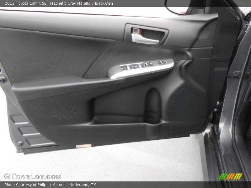 Magnetic Gray Metallic / Black/Ash 2012 Toyota Camry SE