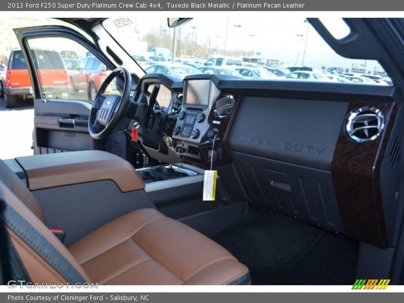 Tuxedo Black Metallic / Platinum Pecan Leather 2013 Ford F250 Super Duty Platinum Crew Cab 4x4