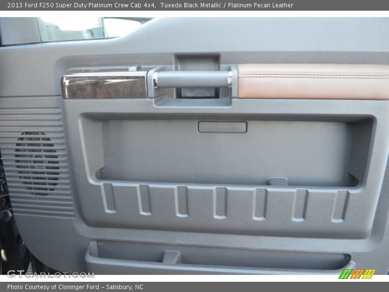 Tuxedo Black Metallic / Platinum Pecan Leather 2013 Ford F250 Super Duty Platinum Crew Cab 4x4