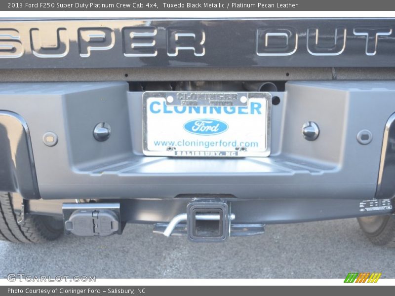 Tuxedo Black Metallic / Platinum Pecan Leather 2013 Ford F250 Super Duty Platinum Crew Cab 4x4