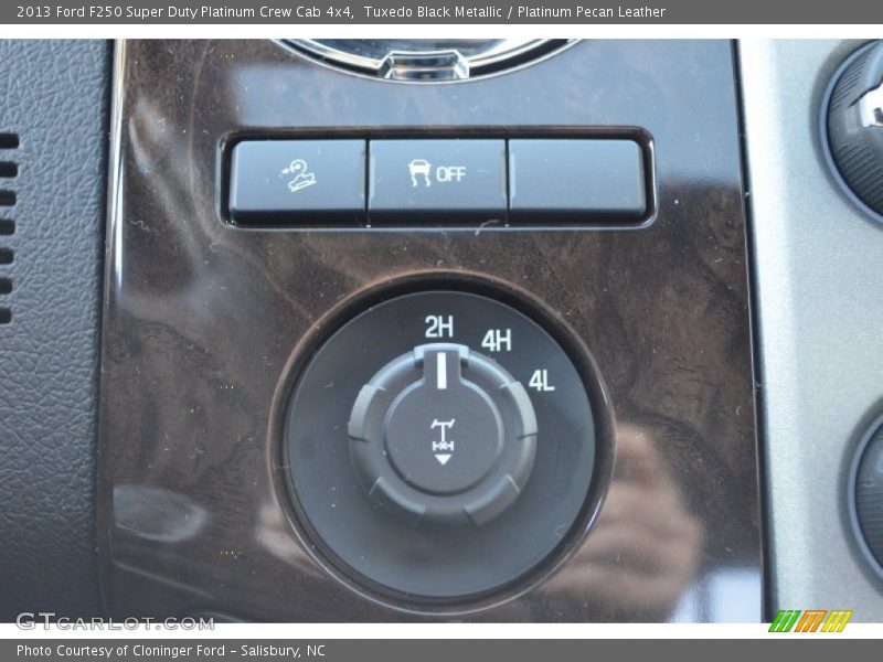 Tuxedo Black Metallic / Platinum Pecan Leather 2013 Ford F250 Super Duty Platinum Crew Cab 4x4
