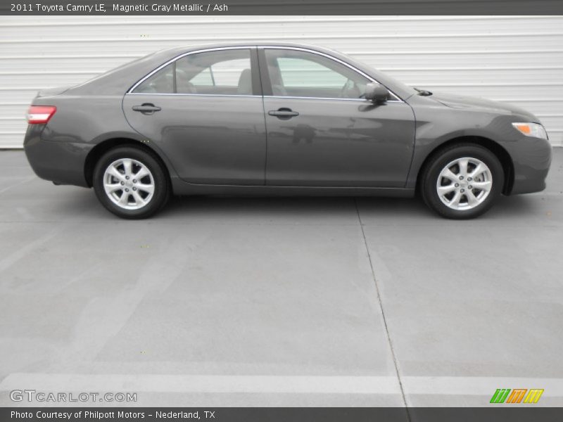 Magnetic Gray Metallic / Ash 2011 Toyota Camry LE