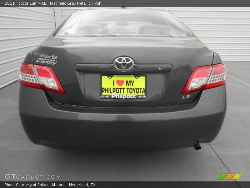 Magnetic Gray Metallic / Ash 2011 Toyota Camry LE