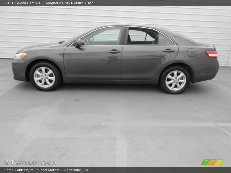Magnetic Gray Metallic / Ash 2011 Toyota Camry LE