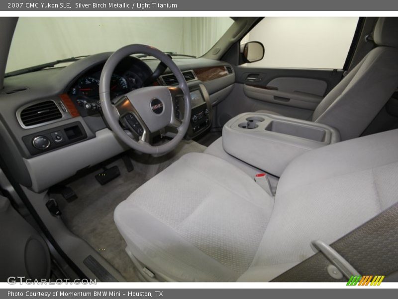 Silver Birch Metallic / Light Titanium 2007 GMC Yukon SLE