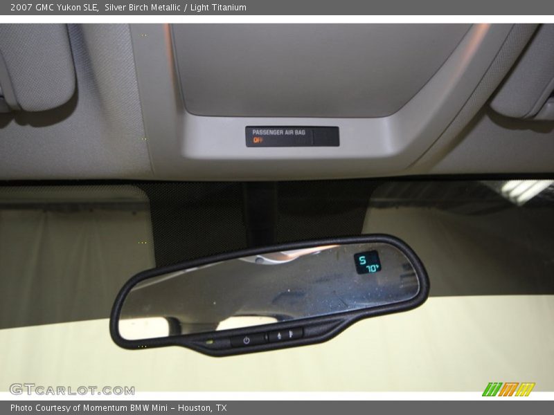 Silver Birch Metallic / Light Titanium 2007 GMC Yukon SLE