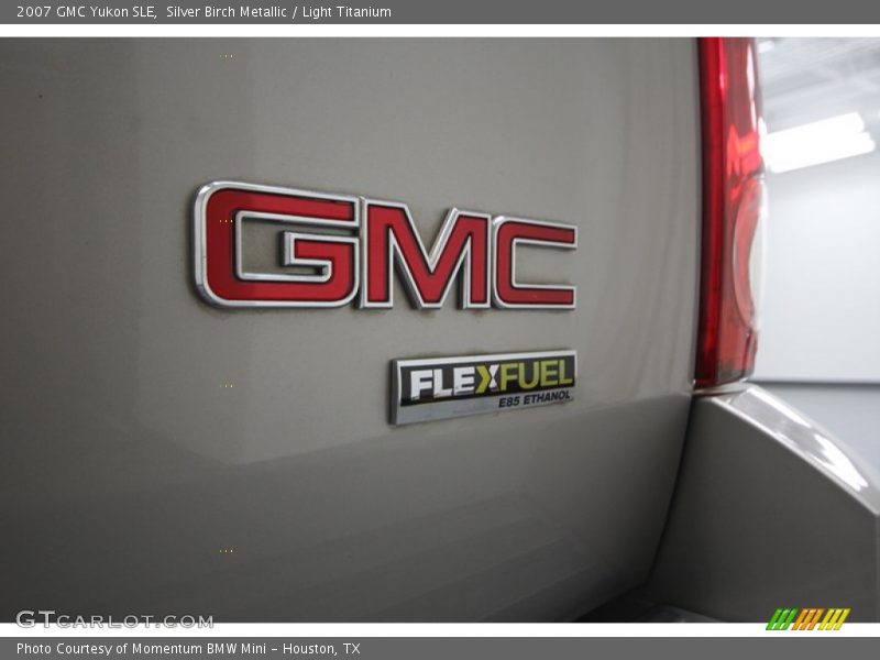 Silver Birch Metallic / Light Titanium 2007 GMC Yukon SLE