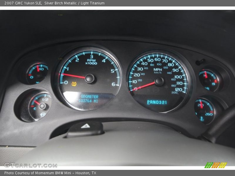 Silver Birch Metallic / Light Titanium 2007 GMC Yukon SLE
