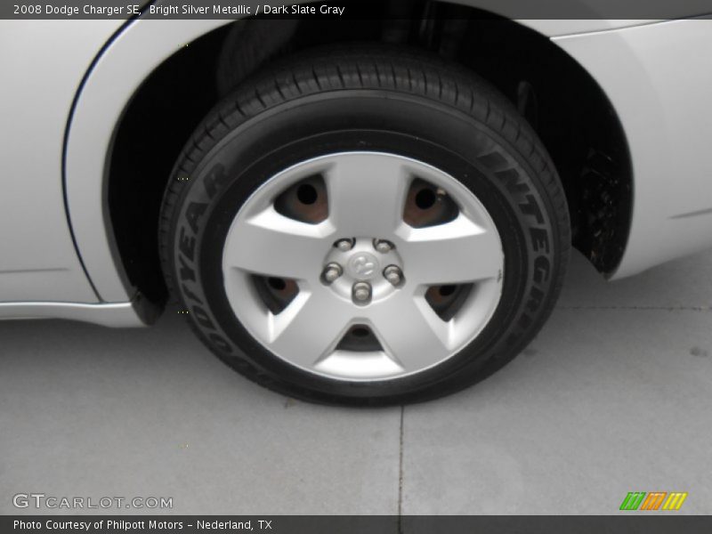 Bright Silver Metallic / Dark Slate Gray 2008 Dodge Charger SE