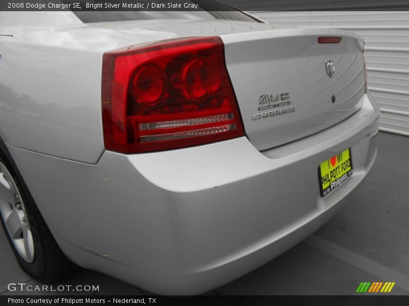 Bright Silver Metallic / Dark Slate Gray 2008 Dodge Charger SE