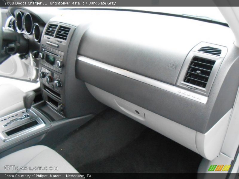 Bright Silver Metallic / Dark Slate Gray 2008 Dodge Charger SE