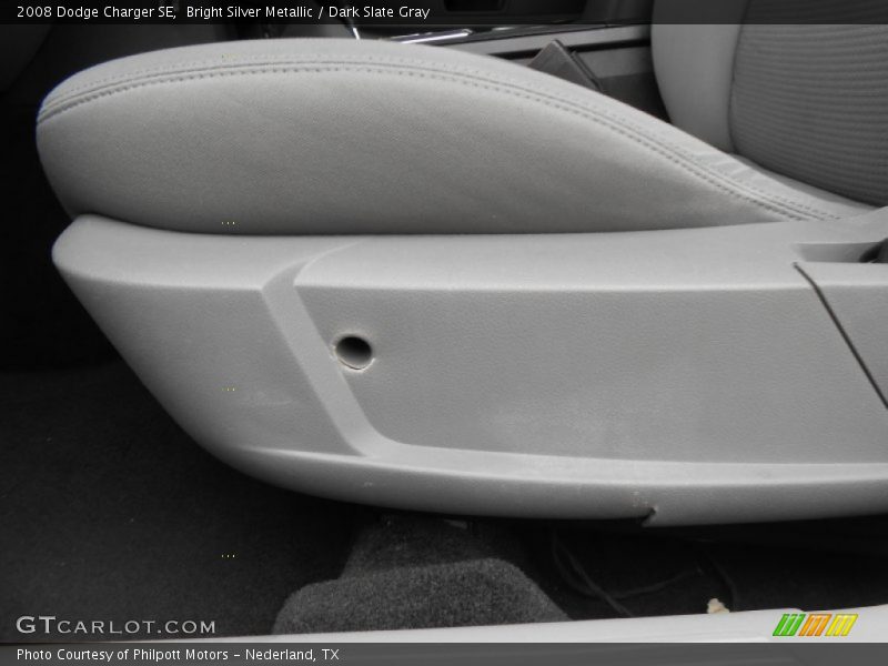 Bright Silver Metallic / Dark Slate Gray 2008 Dodge Charger SE