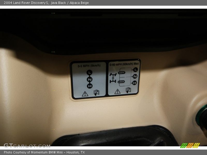 Java Black / Alpaca Beige 2004 Land Rover Discovery S