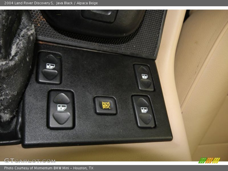Controls of 2004 Discovery S