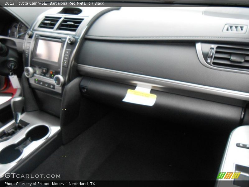 Barcelona Red Metallic / Black 2013 Toyota Camry SE