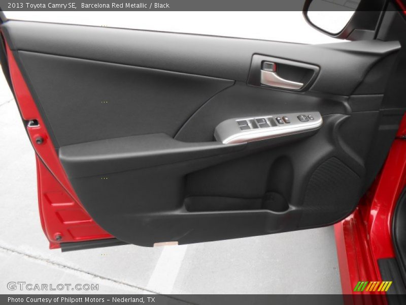 Barcelona Red Metallic / Black 2013 Toyota Camry SE