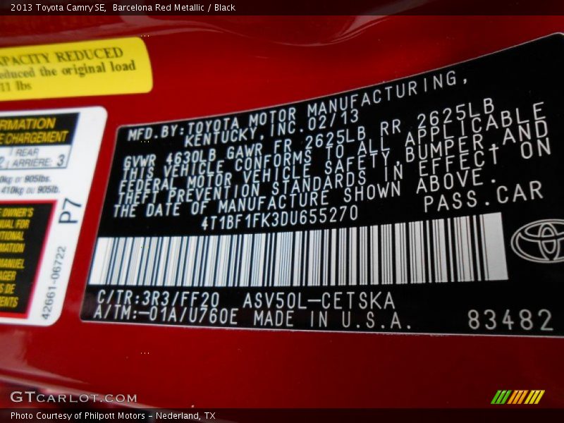 Barcelona Red Metallic / Black 2013 Toyota Camry SE