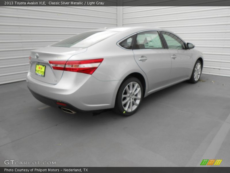 Classic Silver Metallic / Light Gray 2013 Toyota Avalon XLE