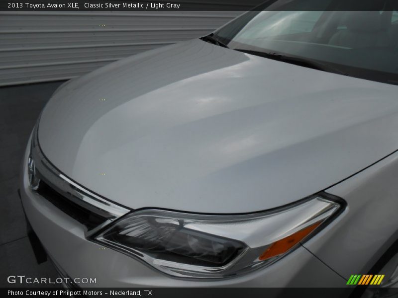 Classic Silver Metallic / Light Gray 2013 Toyota Avalon XLE