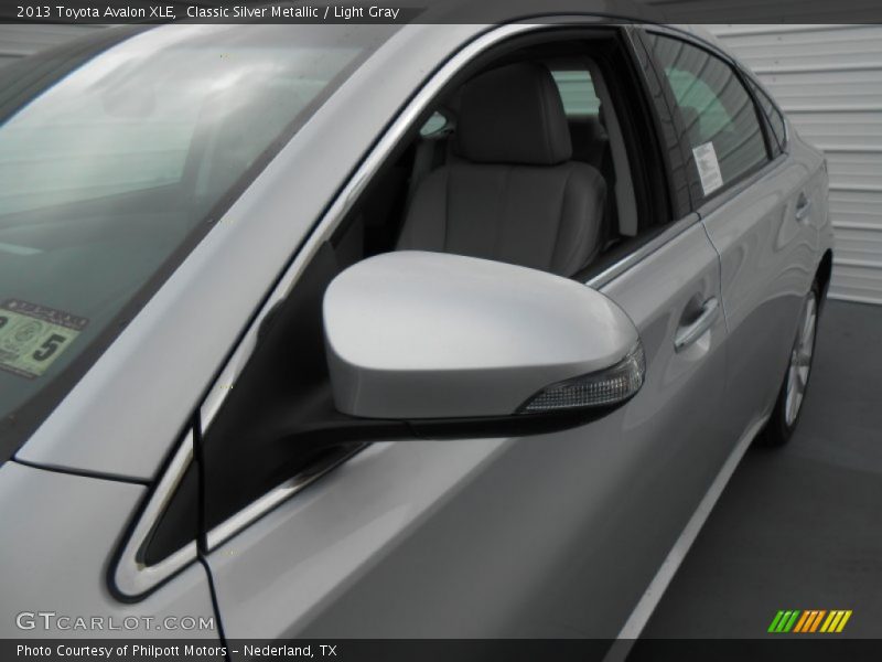 Classic Silver Metallic / Light Gray 2013 Toyota Avalon XLE