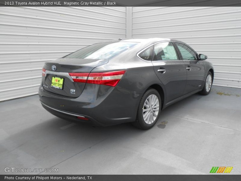 Magnetic Gray Metallic / Black 2013 Toyota Avalon Hybrid XLE